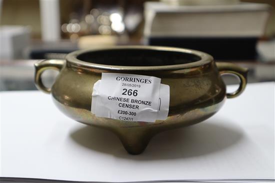 A Chinese bronze tripod censer, 19th century diameter 12cm